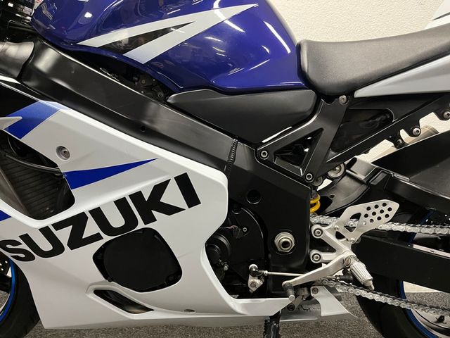 suzuki - gsx-r-750