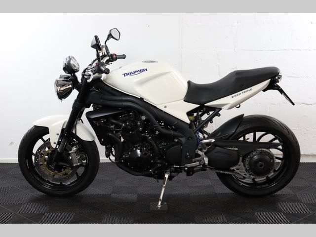 triumph - speed-triple-1050