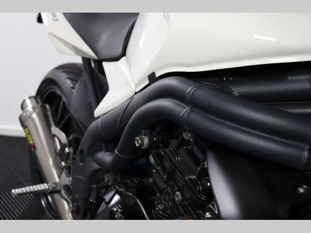 triumph - speed-triple-1050