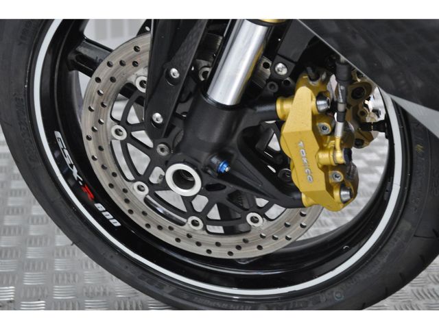 suzuki - gsx-r-600
