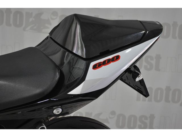 suzuki - gsx-r-600