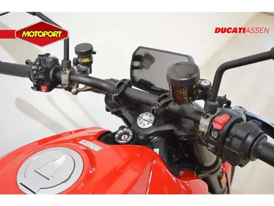 DUCATI MONSTER V2 – foto 4