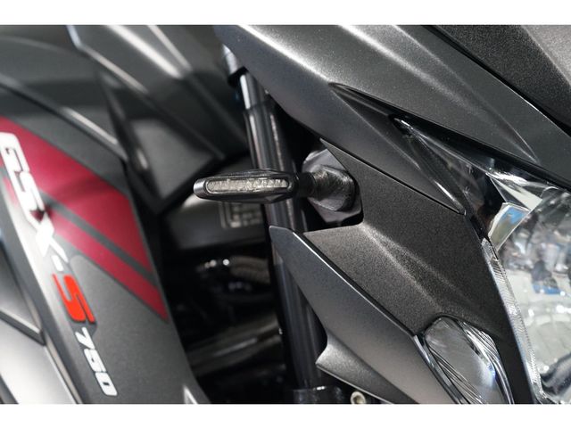 suzuki - gsx-s-750-za