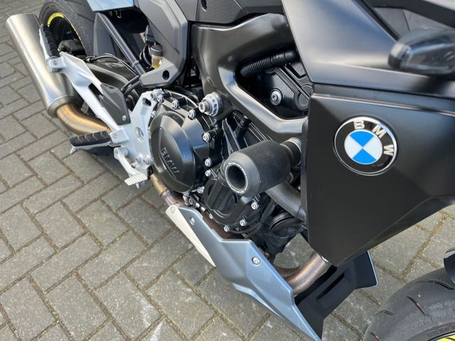 bmw - f-900-r