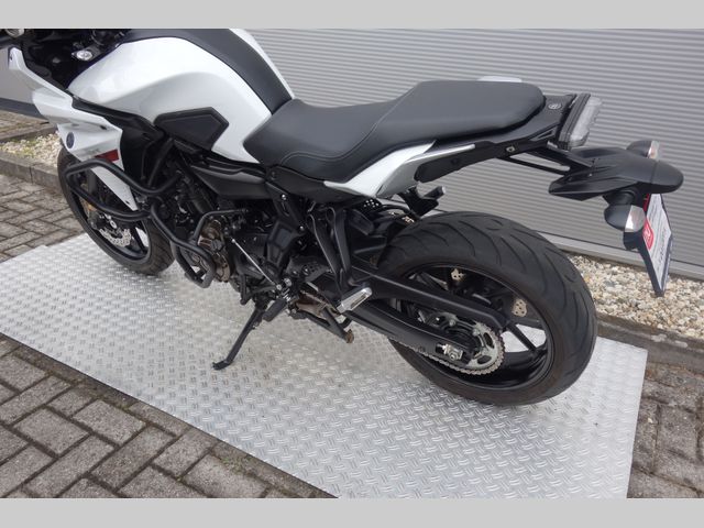 yamaha - tracer-700-abs