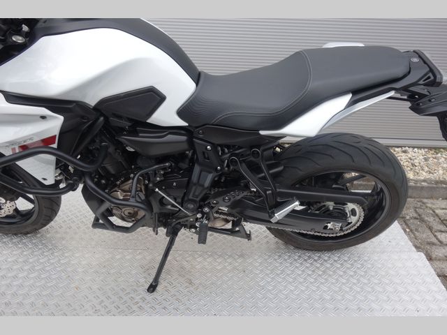 yamaha - tracer-700-abs