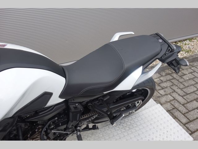 yamaha - tracer-700-abs