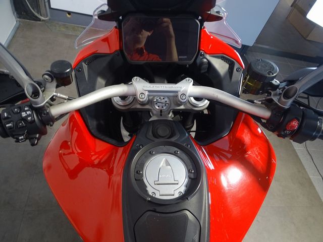 ducati - multistrada-v4-s