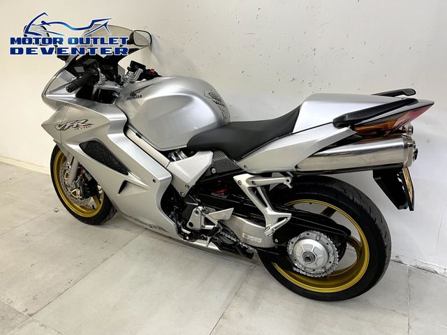 honda - vfr-800-fi-vtec