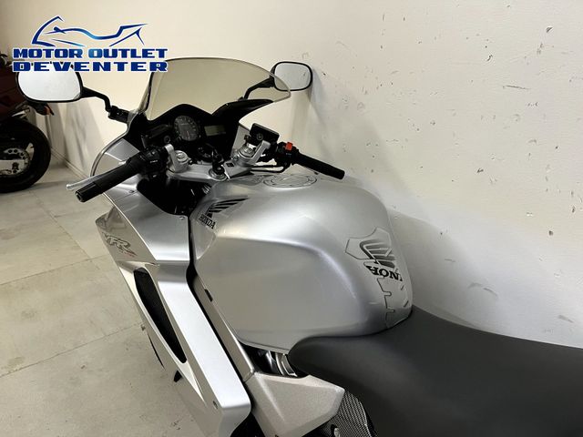 honda - vfr-800-fi-vtec
