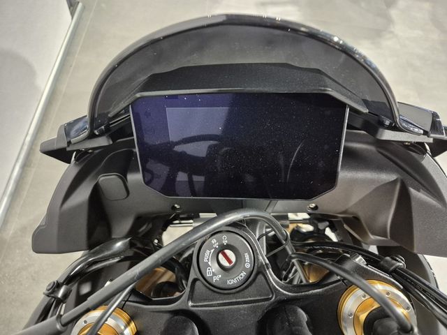 aprilia - tuono-v4-factory