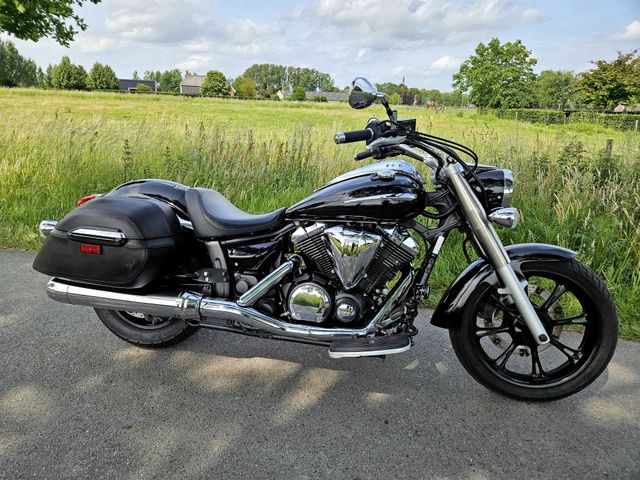 yamaha - xvs-950-a-midnight-star