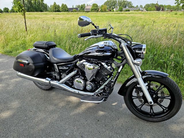 yamaha - xvs-950-a-midnight-star