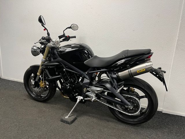 triumph - street-triple-675