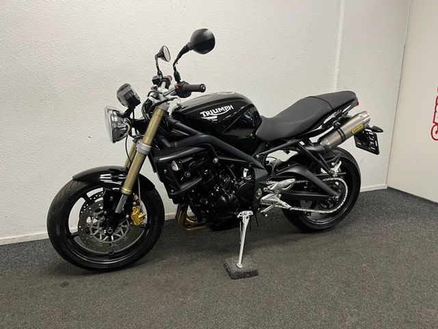 triumph - street-triple-675
