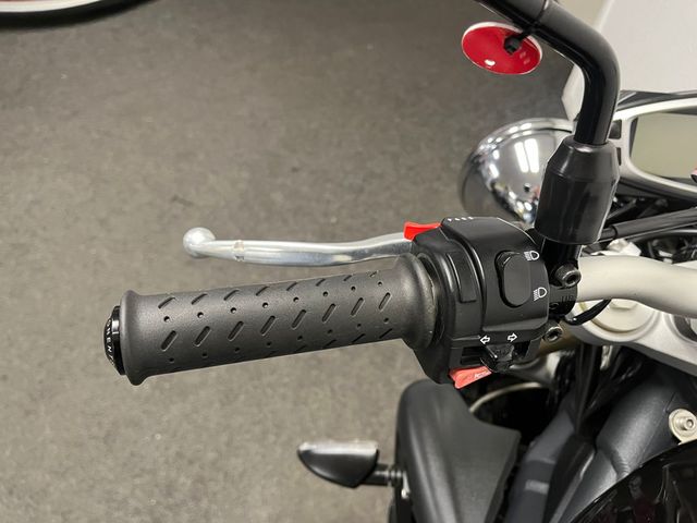 triumph - street-triple-675