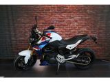 BMW F 900 R