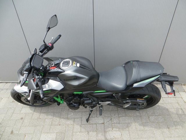 kawasaki - z650