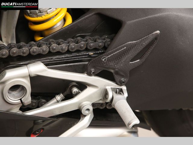 ducati - panigale-v4-s