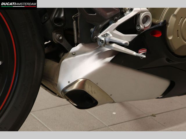 ducati - panigale-v4-s