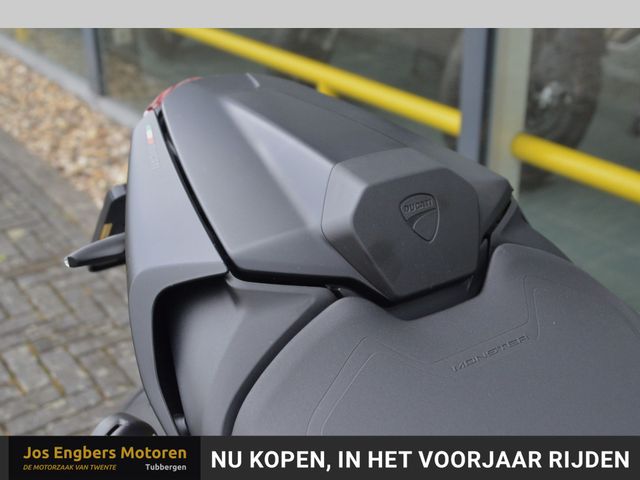 ducati - monster-plus