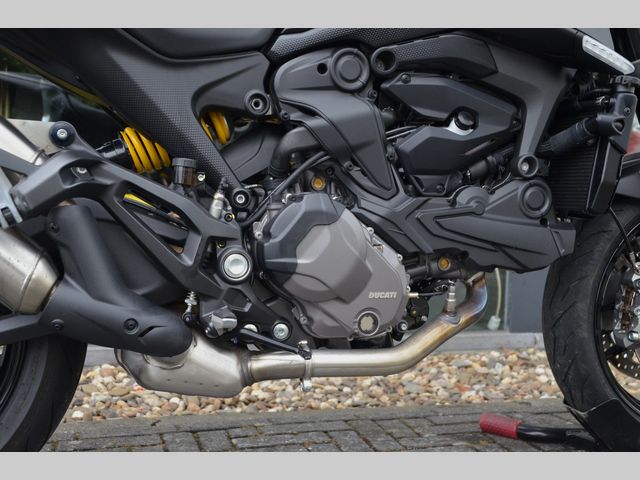 ducati - monster--