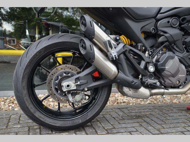 ducati - monster--