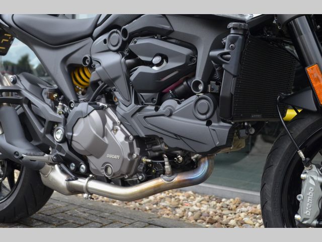 ducati - monster--