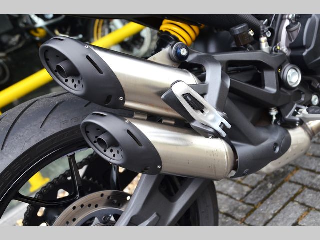 ducati - monster--