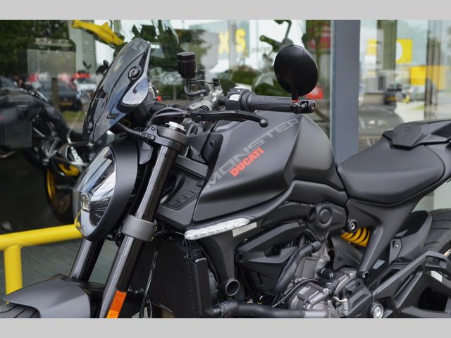 ducati - monster--