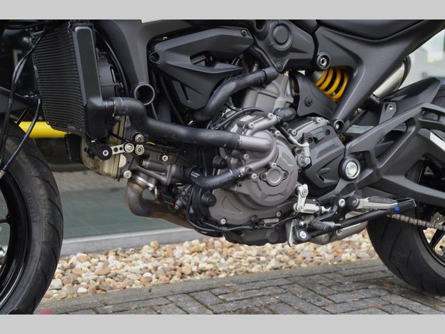 ducati - monster--