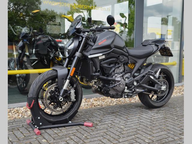 ducati - monster--