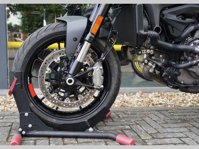 ducati - monster--