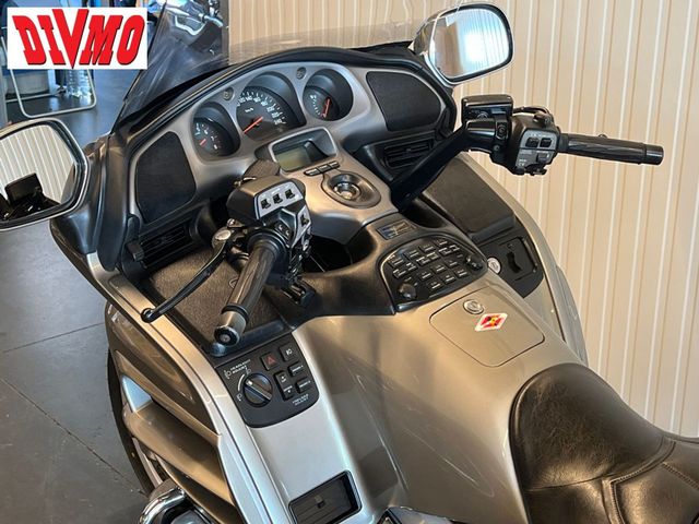 honda - gl-1800-goldwing-abs