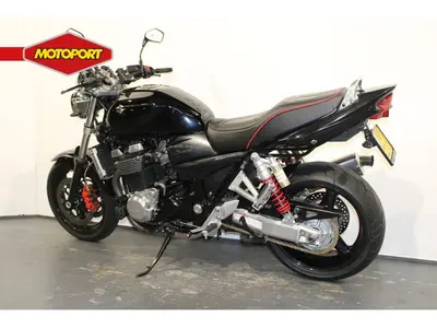 SUZUKI GSX 1400 – foto 2