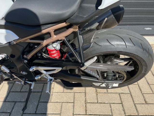 bmw - s-1000-r