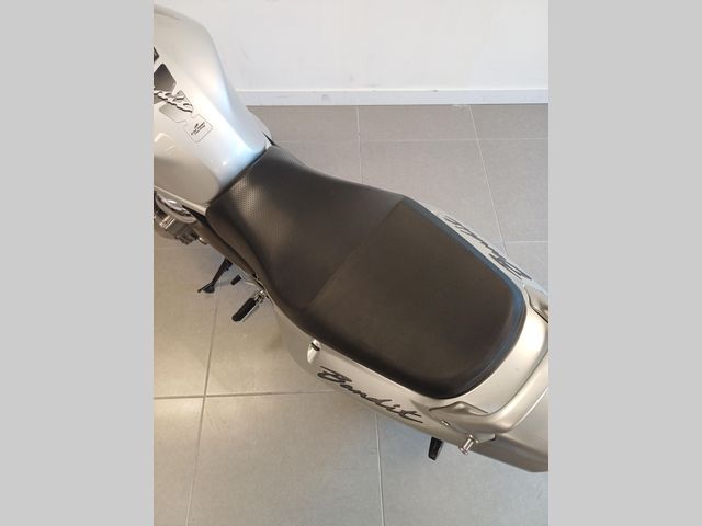 suzuki - gsf-600-s-bandit