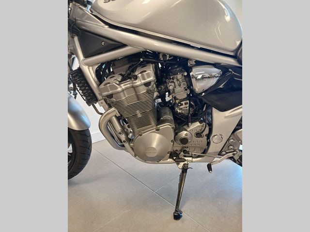 suzuki - gsf-600-s-bandit