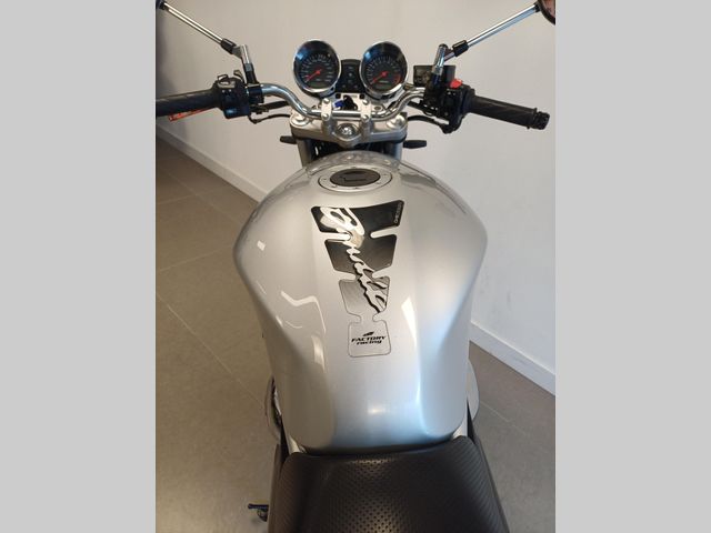 suzuki - gsf-600-s-bandit