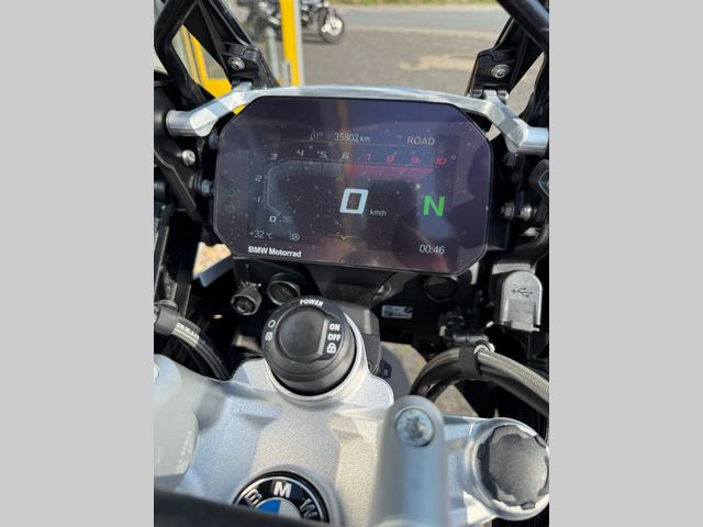 bmw - r-1250-gs-adventure