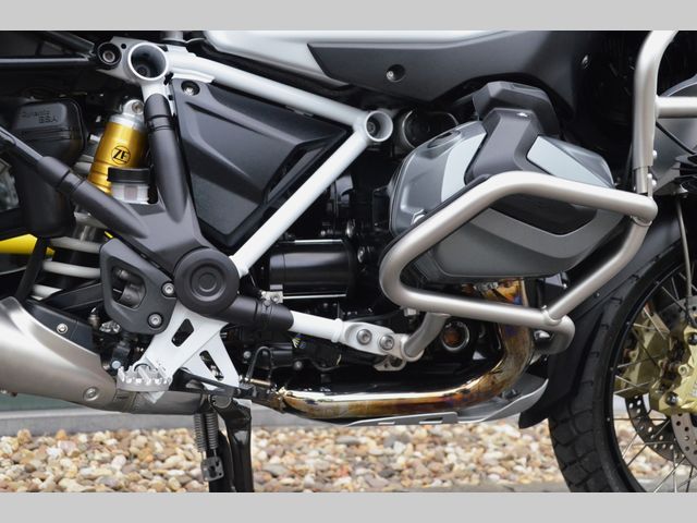 bmw - r-1250-gs-adventure