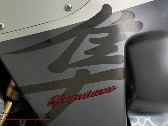 suzuki - gsx-r-1300-hayabusa