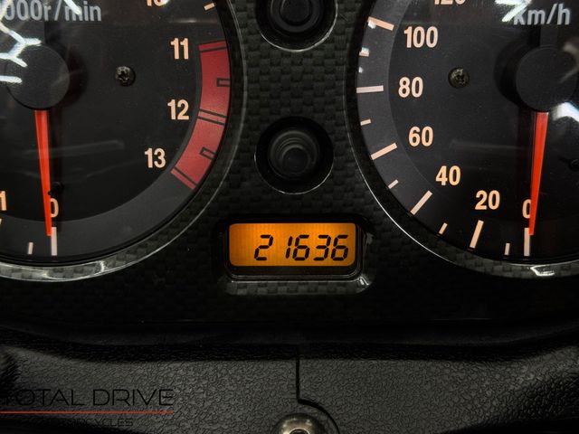 suzuki - gsx-r-1300-hayabusa