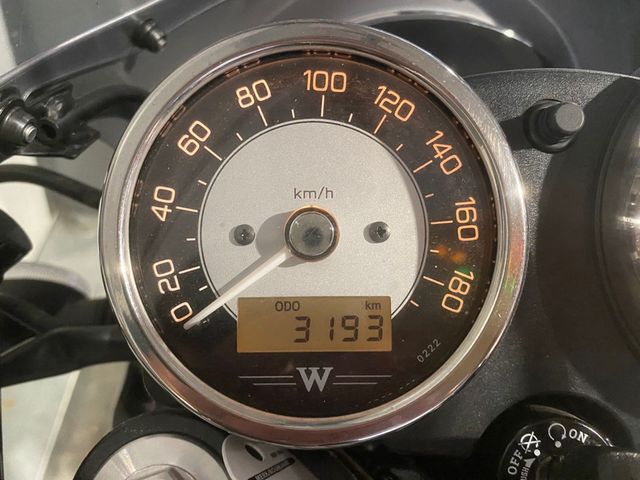 kawasaki - w800-cafe