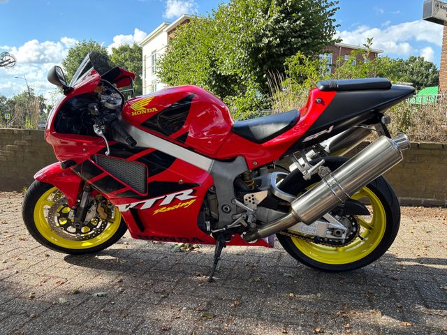 honda - vtr-1000-sp-1