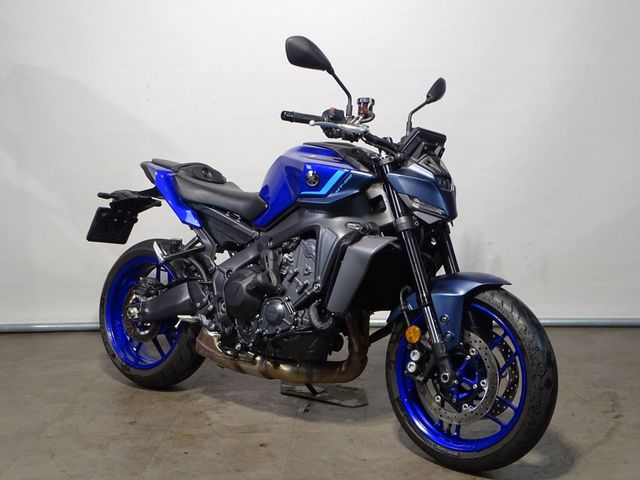 yamaha - mt-09-y-amt