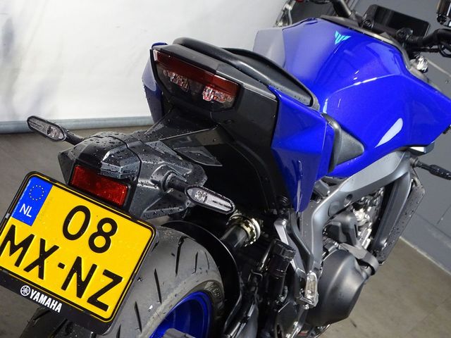 yamaha - mt-09-y-amt