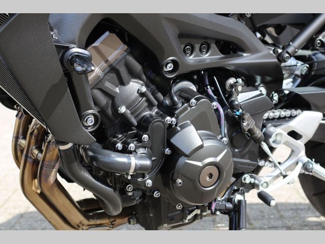 yamaha - mt-09-abs