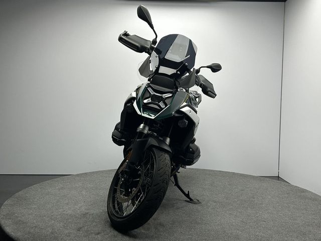bmw - r-1300-gs