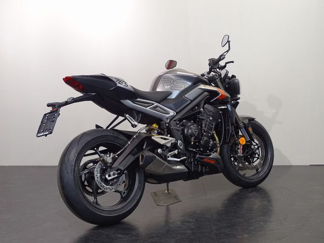 triumph - street-triple-rs